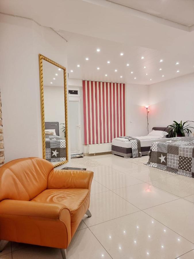 Gemuetliches J&L Apartment Nahe Des Hauptbahnhofes Baden-Baden Luaran gambar