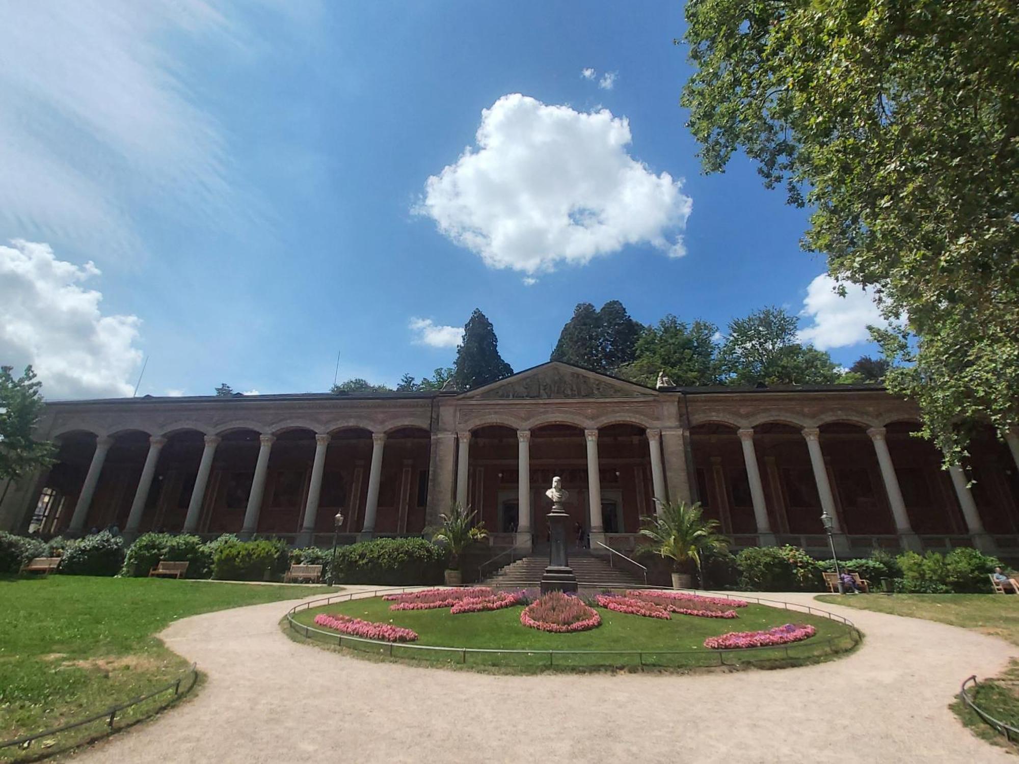 Gemuetliches J&L Apartment Nahe Des Hauptbahnhofes Baden-Baden Luaran gambar