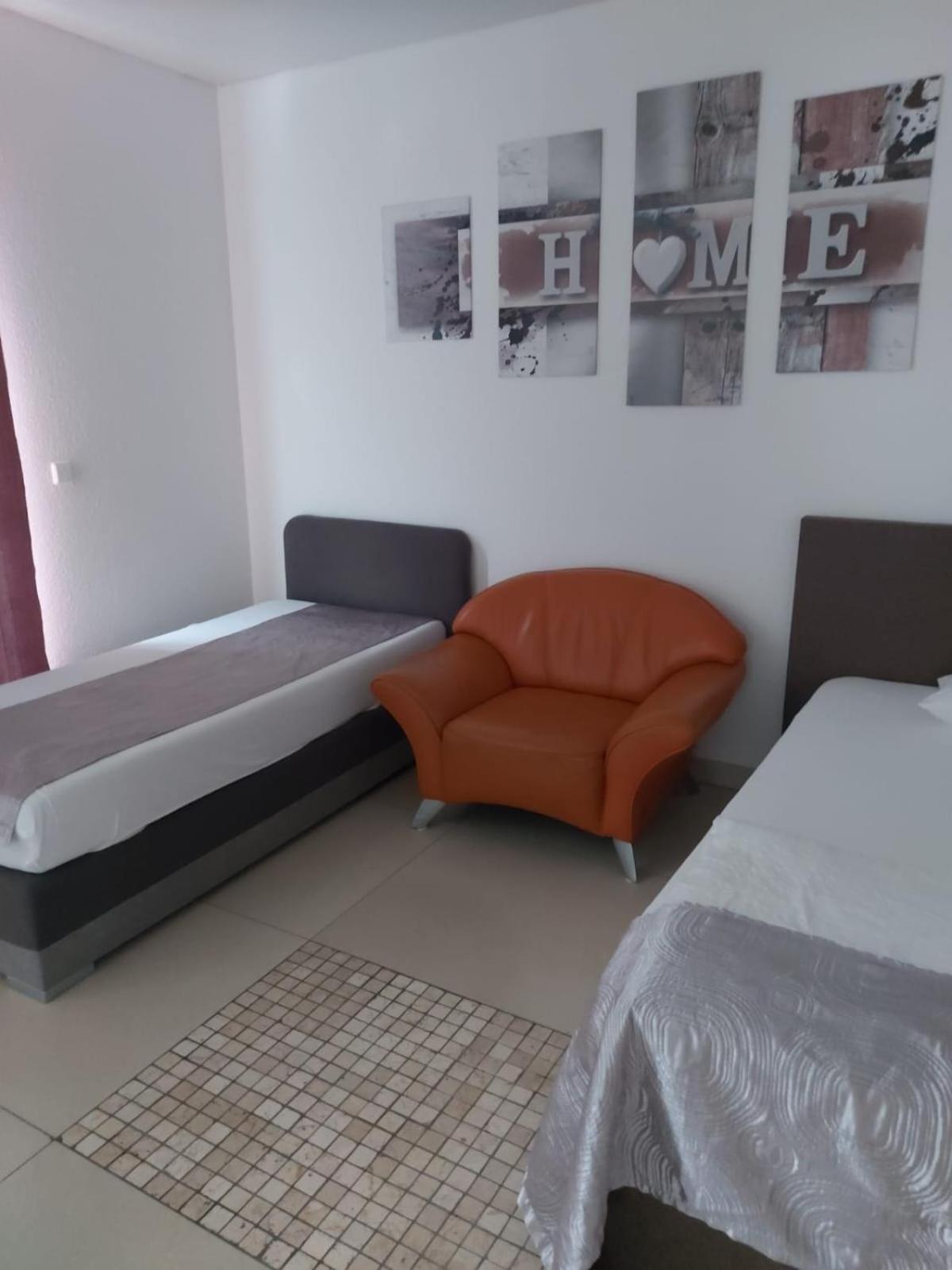 Gemuetliches J&L Apartment Nahe Des Hauptbahnhofes Baden-Baden Luaran gambar